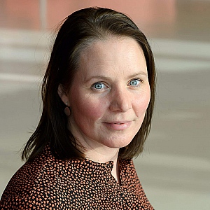 dr. Helen Vossen
